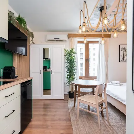 Urban Jungle Ultracentral