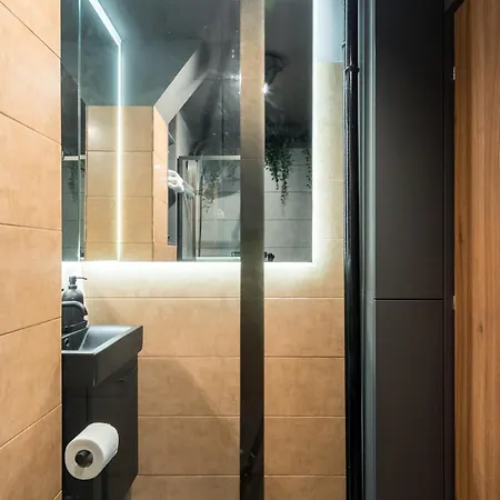 Urban Jungle Ultracentral 公寓