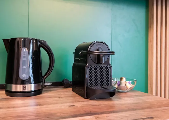 Апартаменти Urban Jungle Ultracentral