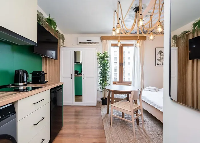 Urban Jungle Ultracentral